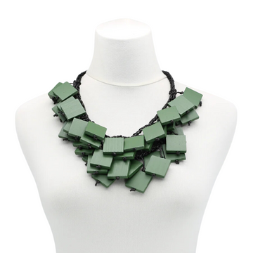 Short Recycled Wood Squares Necklace - Green