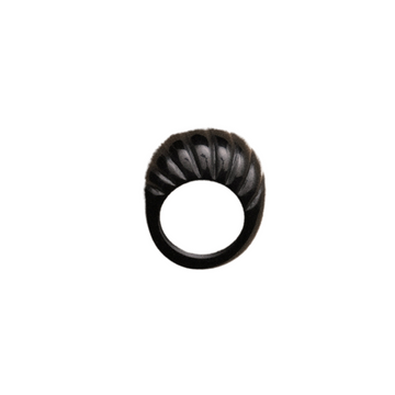 Large Onyx Shell Ring - Size 6