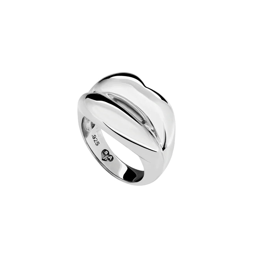 Hotlips Silver Ring- size 8