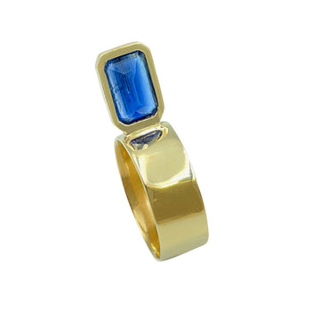 PERCHED BLUE KYANITE RING
