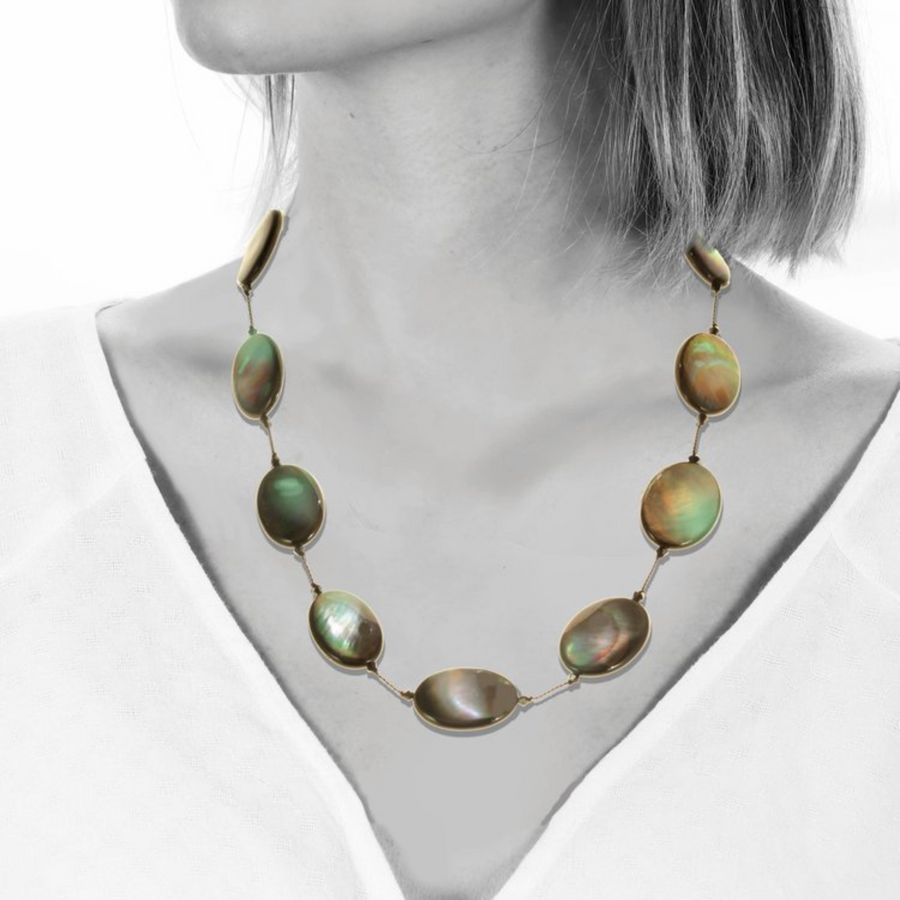 Tahitian Mother of pearl  necklace