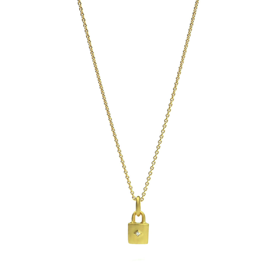 18k gold with diamond Lock Emblem on Cable Chain