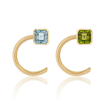 18k gold, aquamarine, and peridot Thor(vi) Medium Hammer Hoops