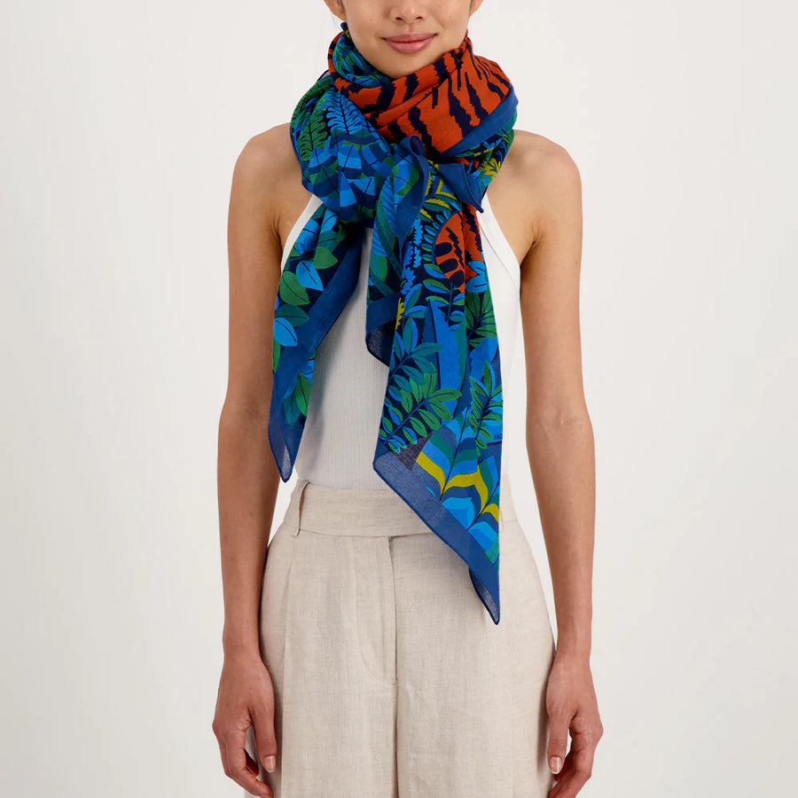 GALAPAGOS BLUE ETOLE scarf