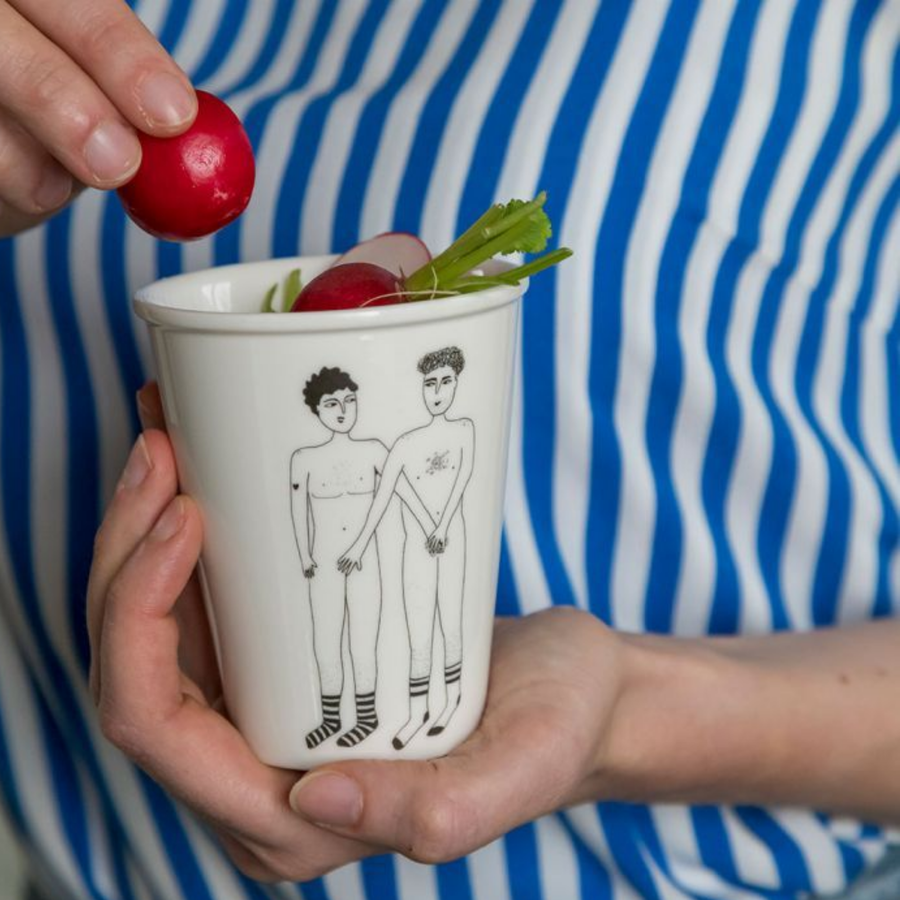 Cup- 2 willies