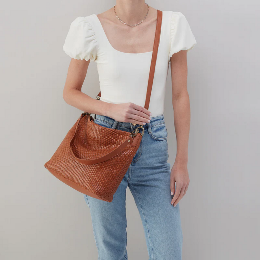 Leather Pier Wave Weave Shoulder Bag - Wheat