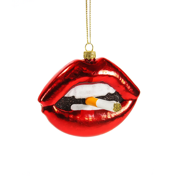 LIPs WITH CIG ORNAMENT