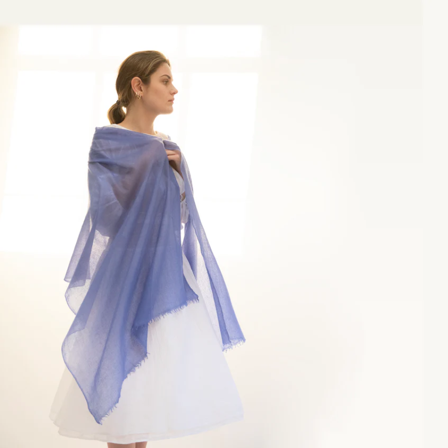 WHISPER Cashmere FEATHER WEIGHT Scarf-Plum