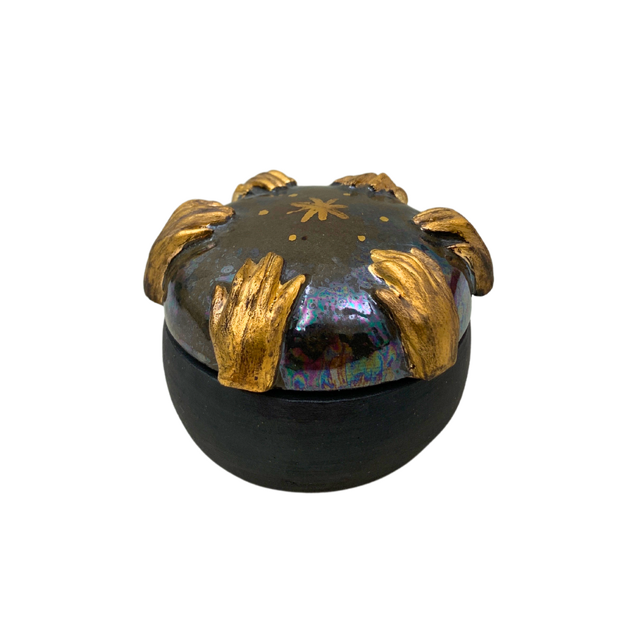 18K Gold Hands & Stars Lidded Jar