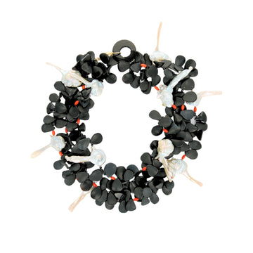 Key Pearl Petal Necklace