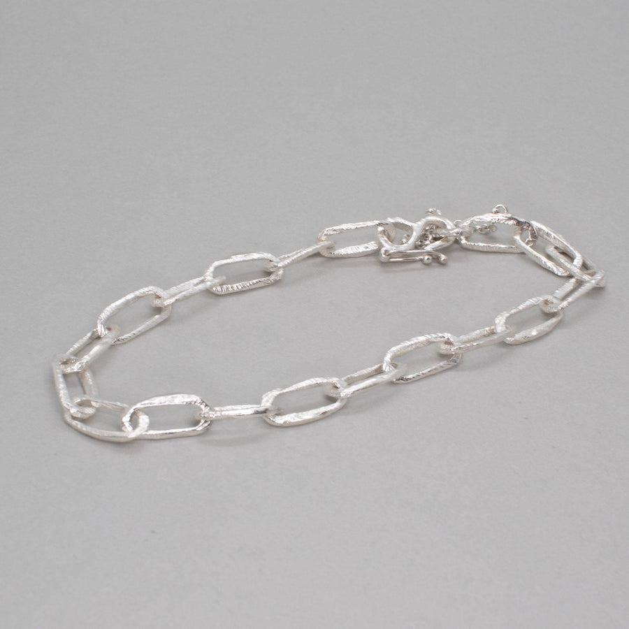 Textured Oval Paperclip Chain Bracelet