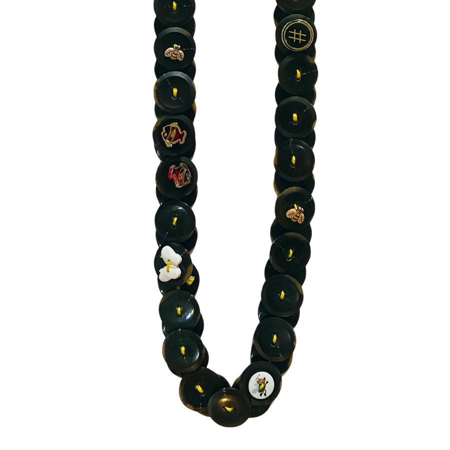 Button Necklace: Smile
