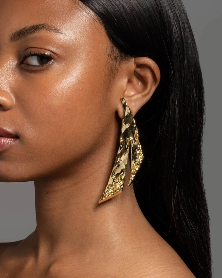 BRUT GOLD ANGLE EARRINGS