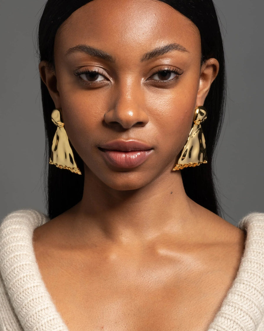 BRUT GOLD TRI-POST EARRINGS