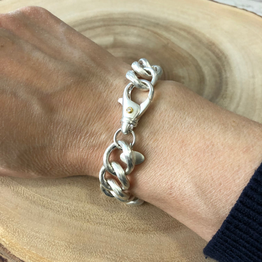 CARLA MATTE SILVER BRACELET