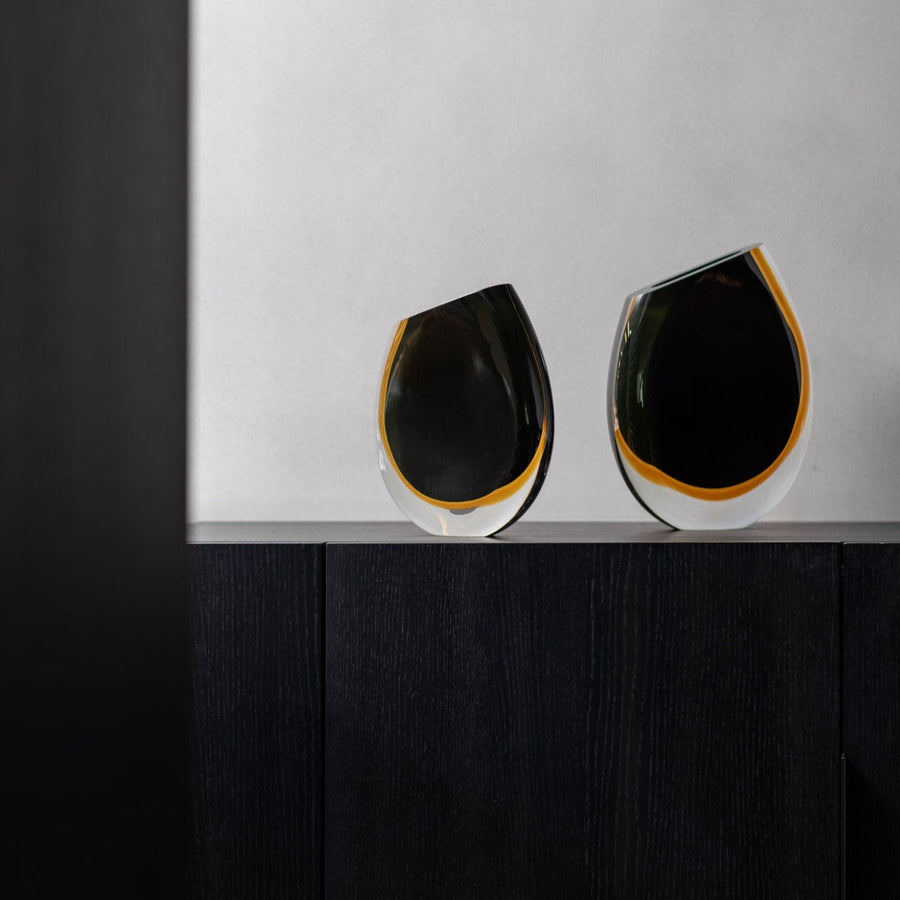 Vase 96 Mini - Black & Amber