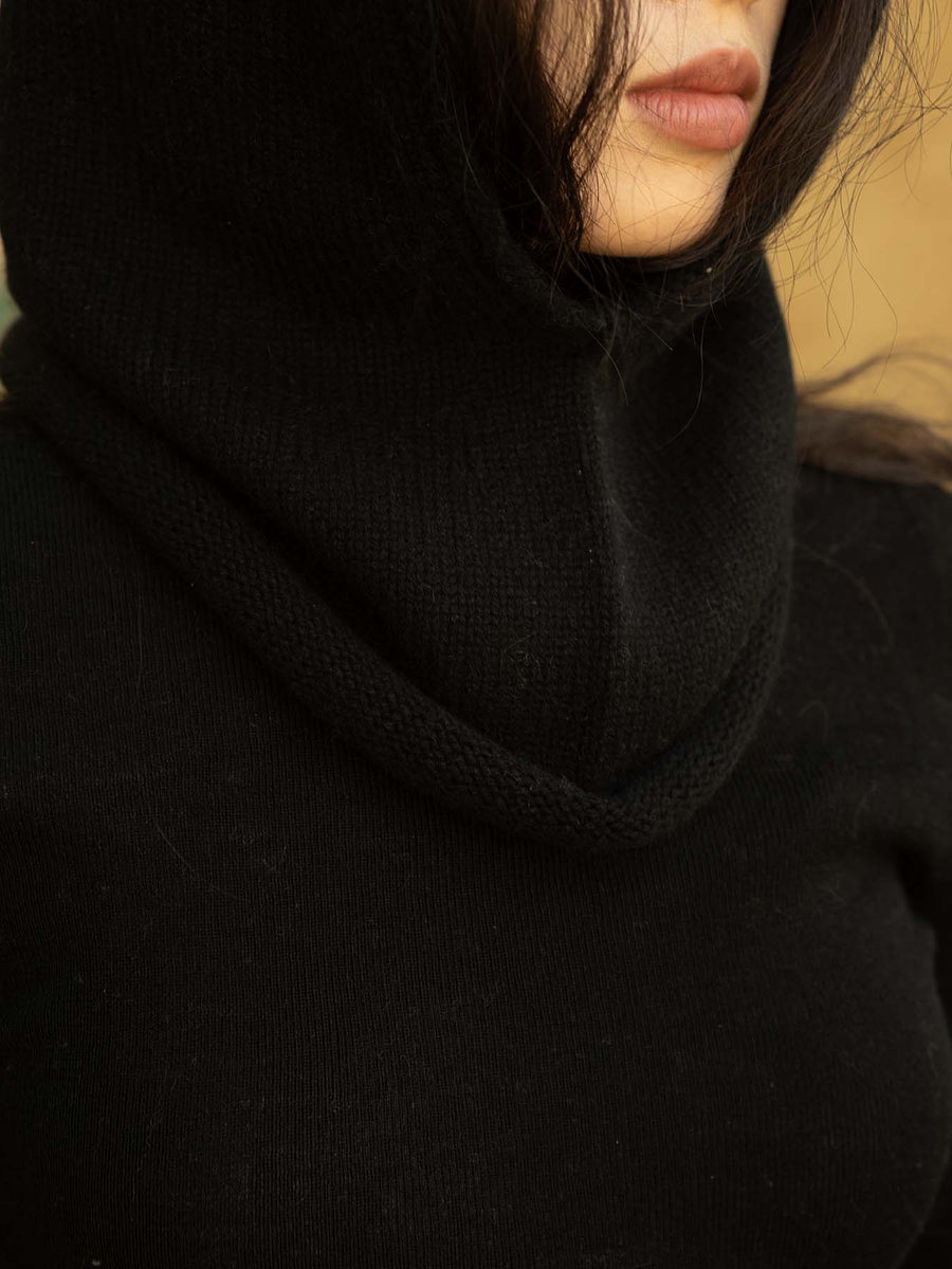 Rolled Edge Cashmere Balaclava - Black