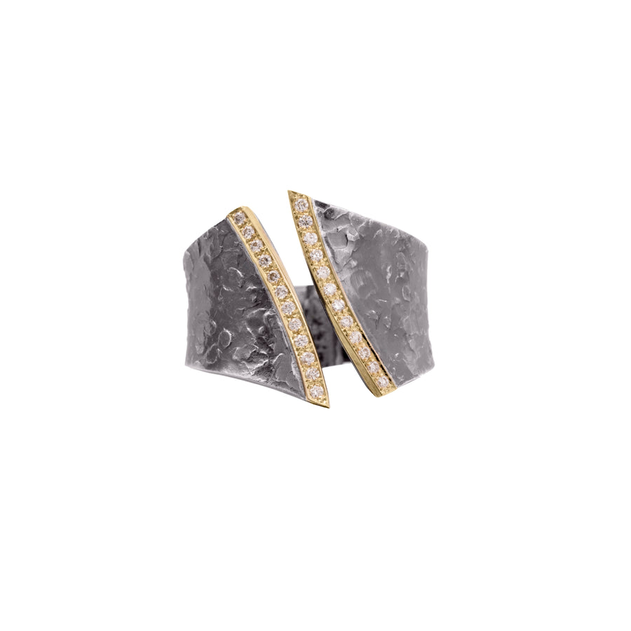 CYCLONE ring with PAVE WHITE DIAMOND