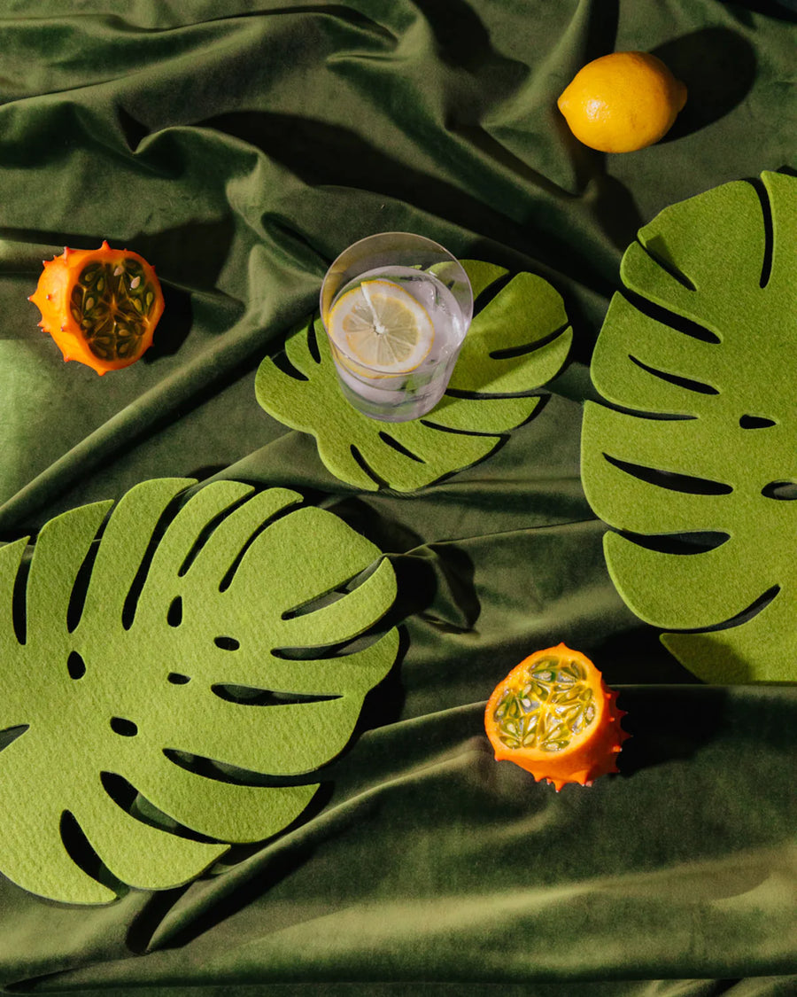 Large Monstera Leaf Trivet - Pistachio