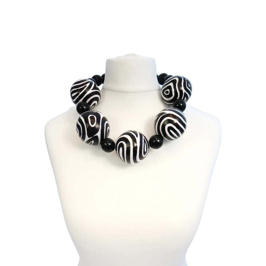 SUPER GIANT BEADS NECKLACE - ZEBRA