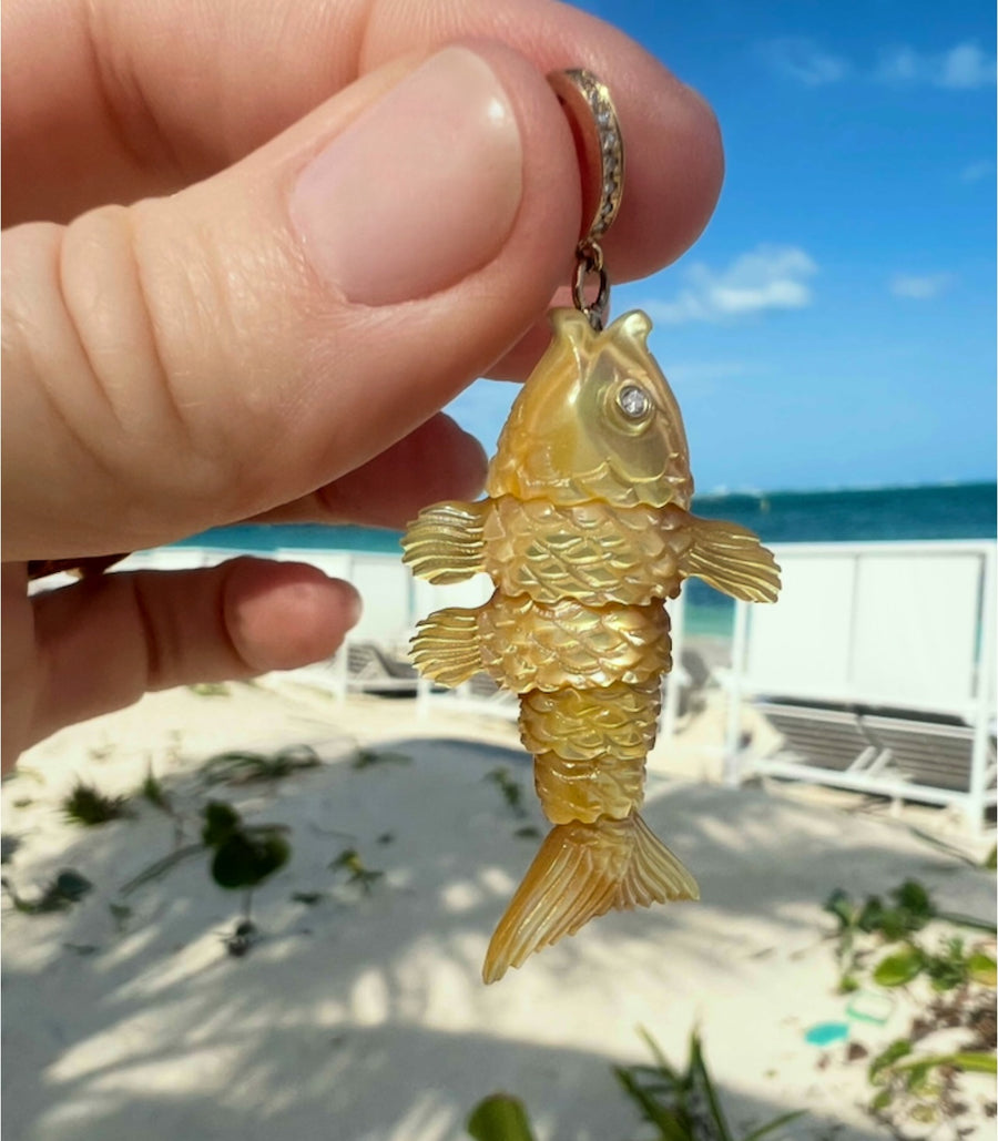 Articulated Fish Gold Mother of Pearl