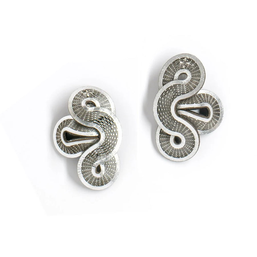 Silver Heartthrob Earrings