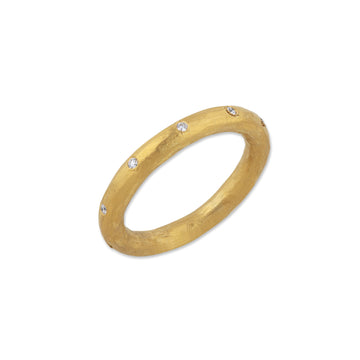 HAMMERED GOLD AND DIAMOND RING