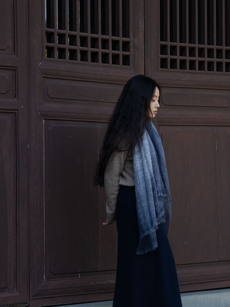 Ombre Hana Cashmere Scarf - Navy