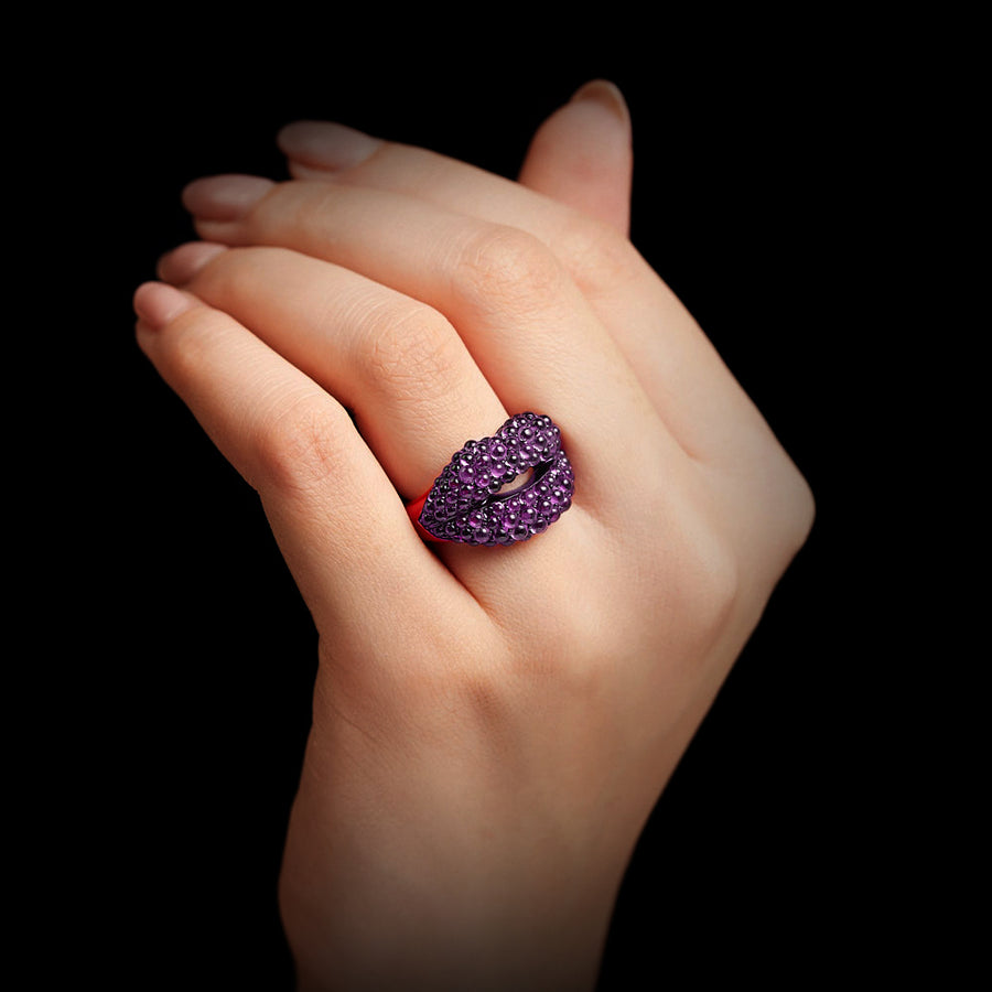 Hotlips Amethyst ring - size 7