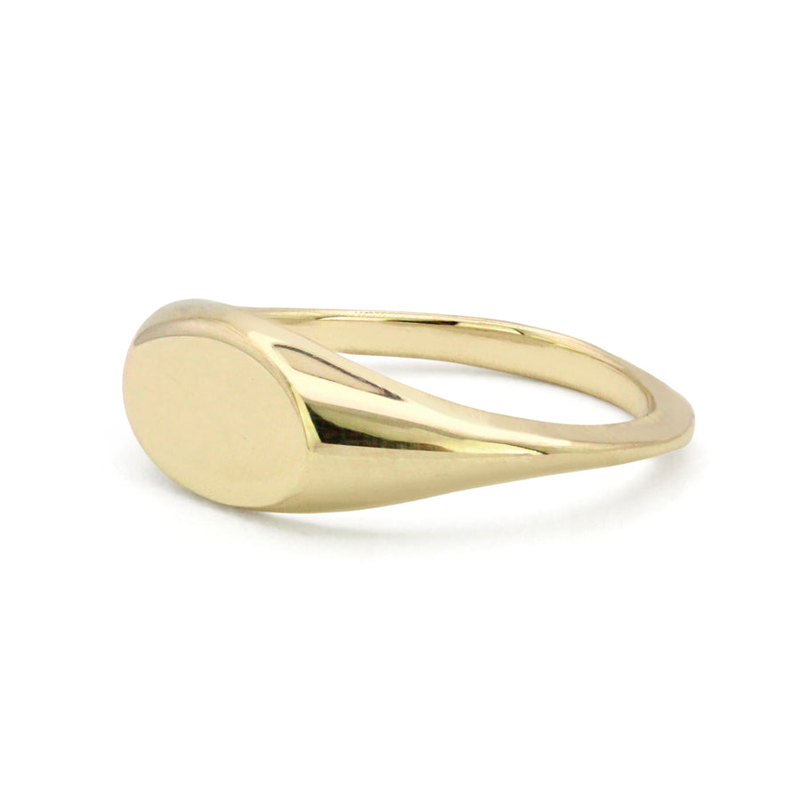 Gold Capo Oval Signet Ring - 7