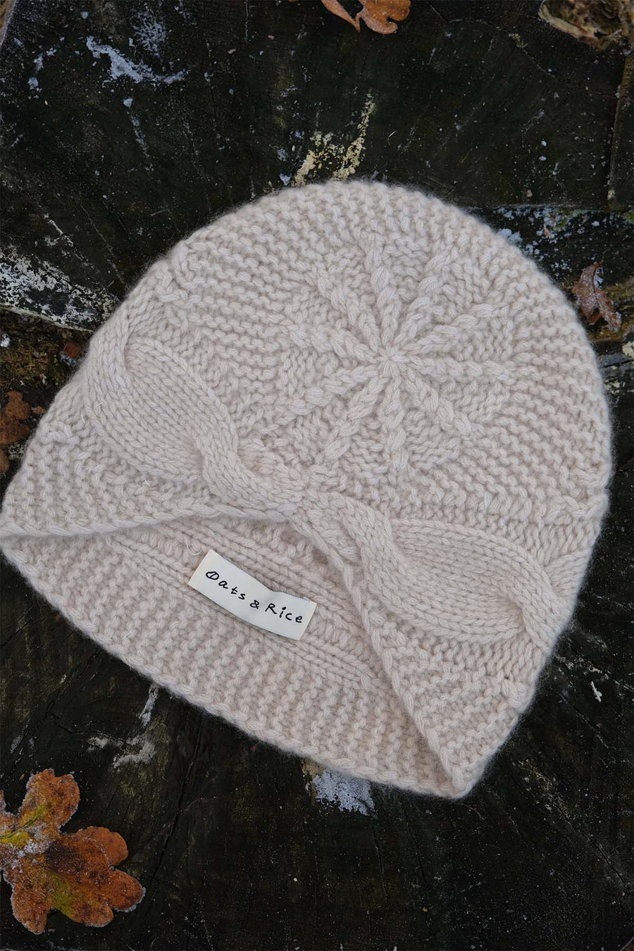 Knitted Cashmere Beanie - Off White