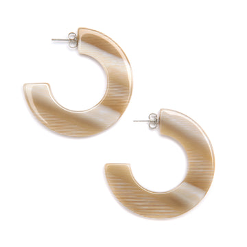 GIA EARRING - CAMEL