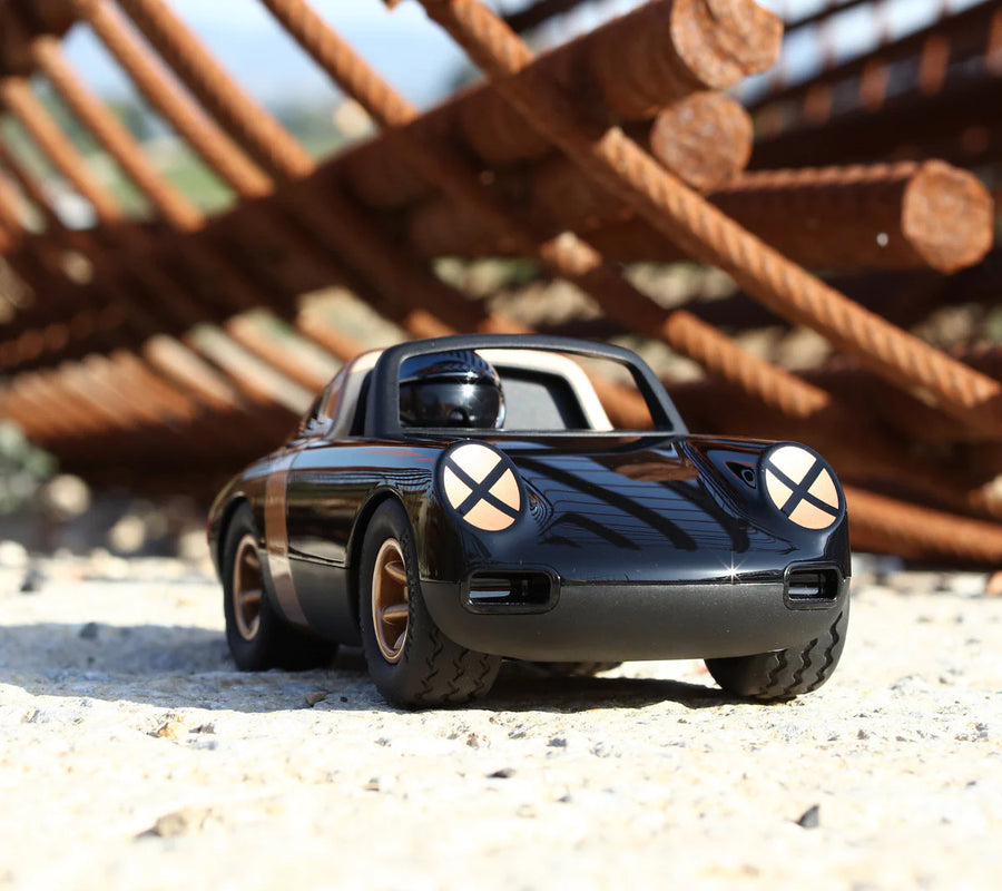 Car LUFT CROW  - Black/Gold