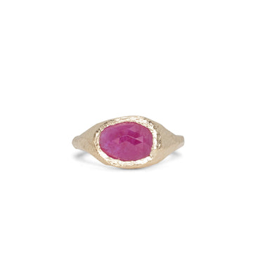 Ruby 18k gold Ruby Signet Style ring