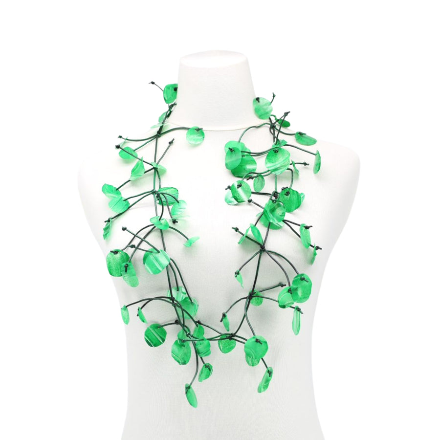 AQUA WATER LILY GREEN NECKLACE LONG