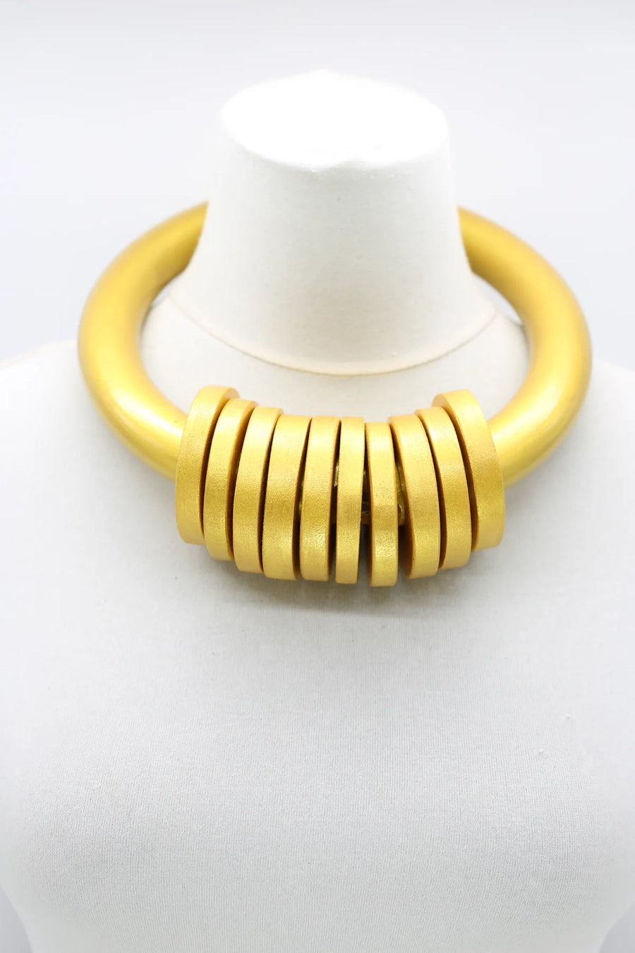 Big Rings with 10 Small Wheels Choker