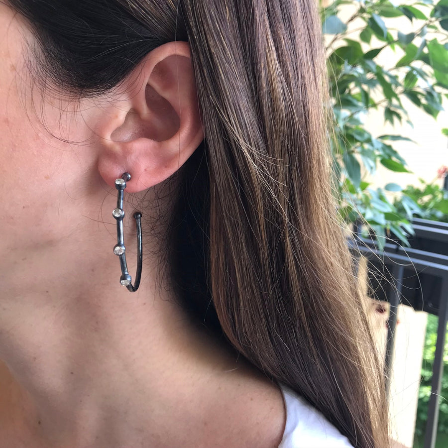 OXIDIZED SILVER SAPPHIRE HOOPS