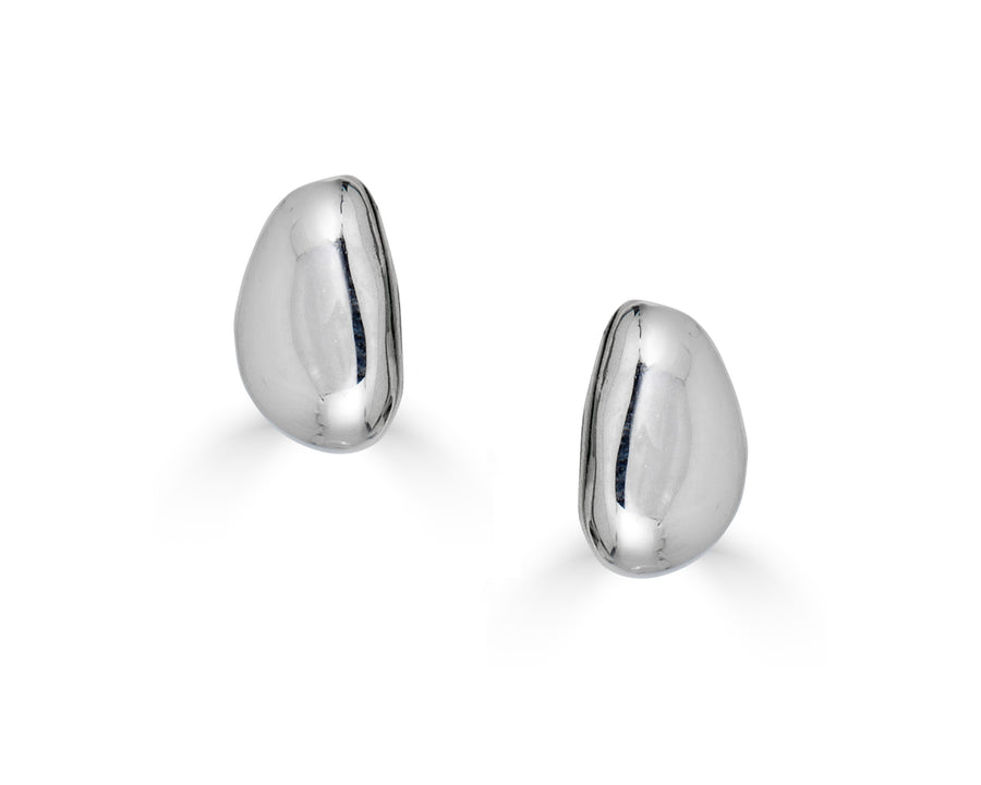SMALL PEBBLE STUD EARRINGS